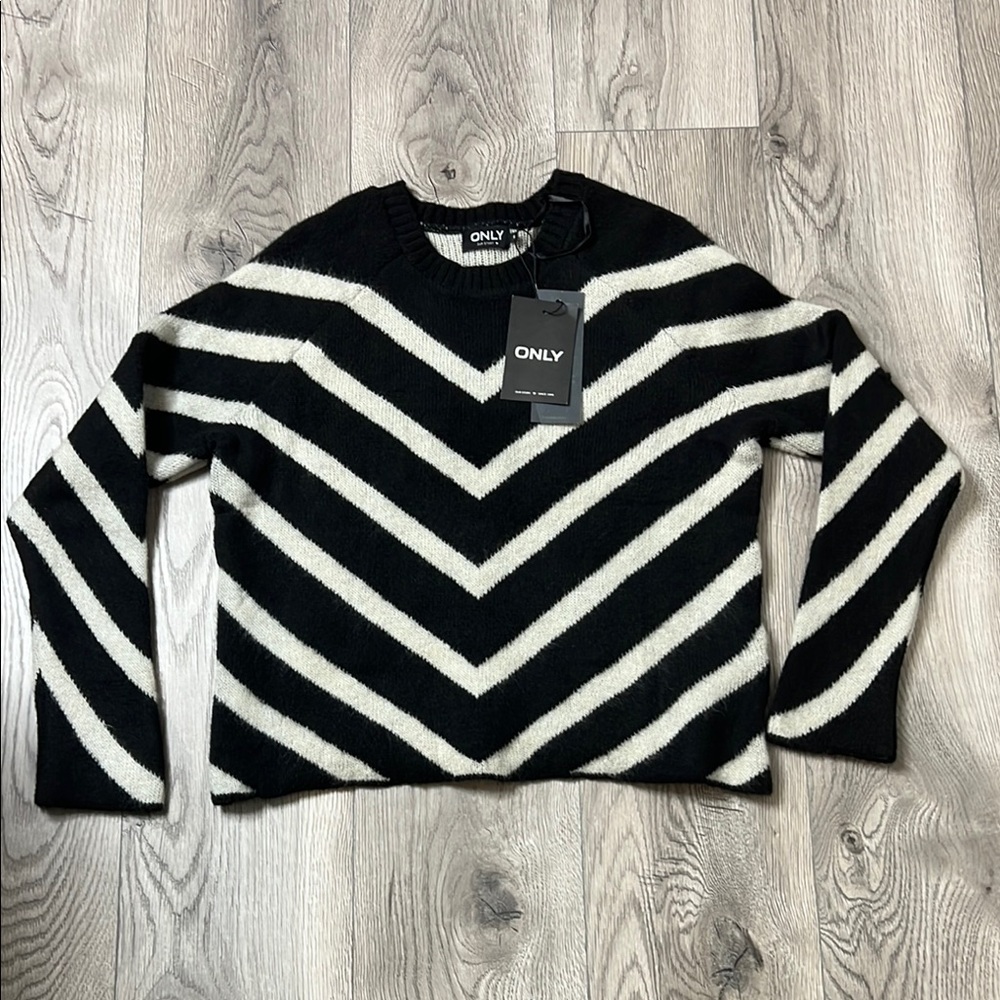 ONLY Black and White Striped Women's Sweater